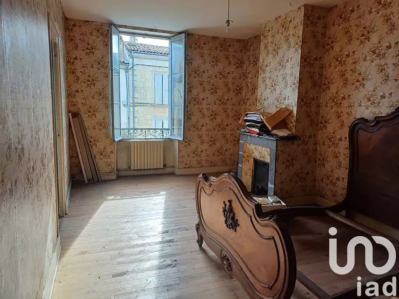 Immeuble, 155 m²