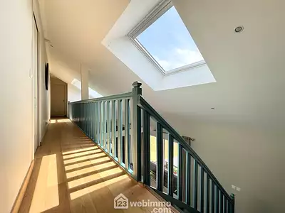 Maison, 210 m²