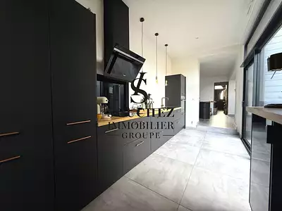 Maison, 180 m²