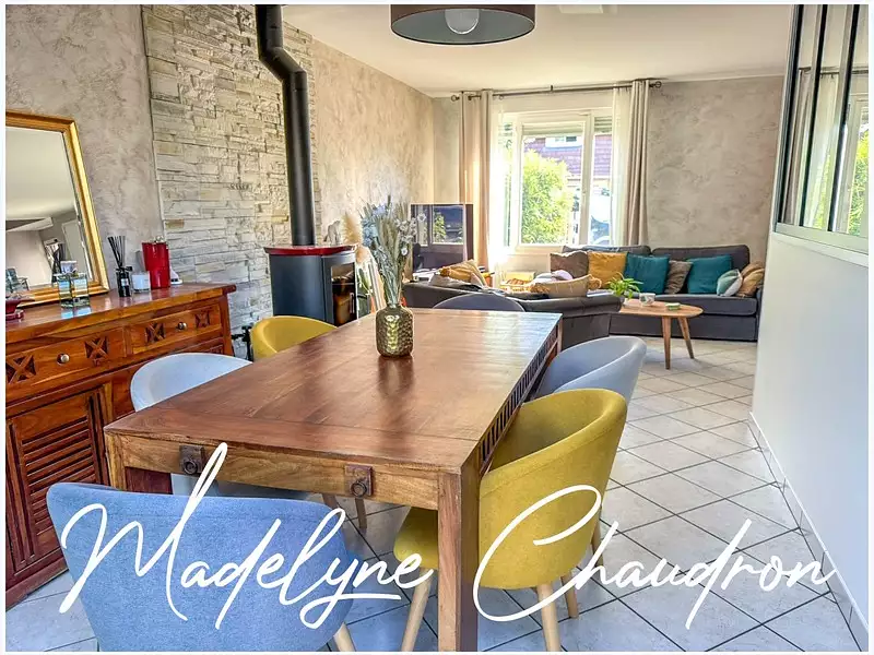 Maison, 94 m²