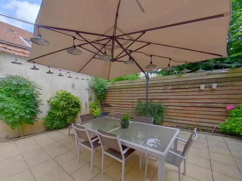 Maison, 193 m²