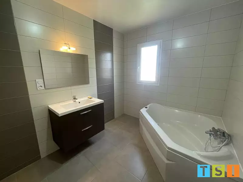 Maison, 126 m²
