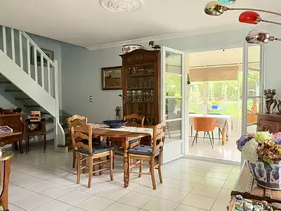 Maison, 164 m²
