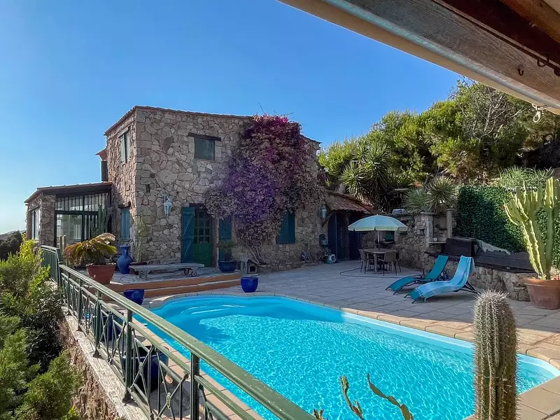 Maison, 170 m²