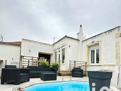 Maison, 210 m²