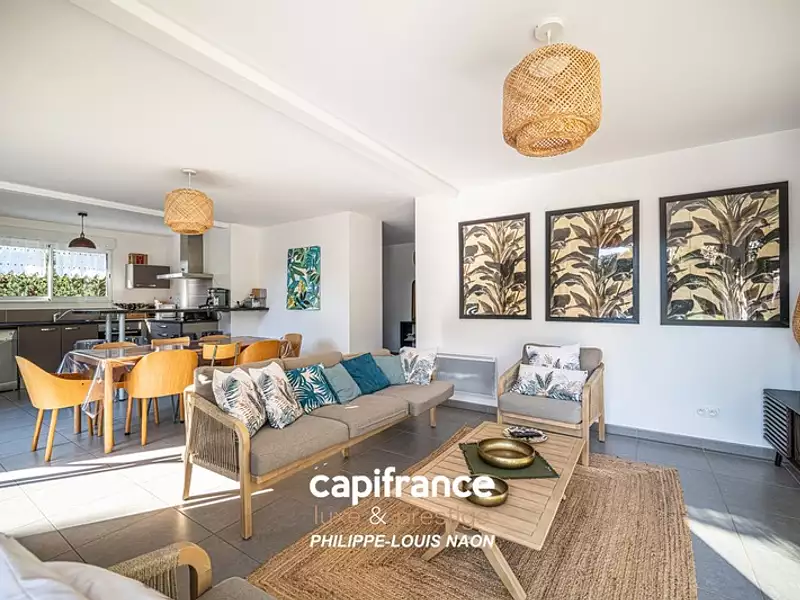Maison, 96 m²