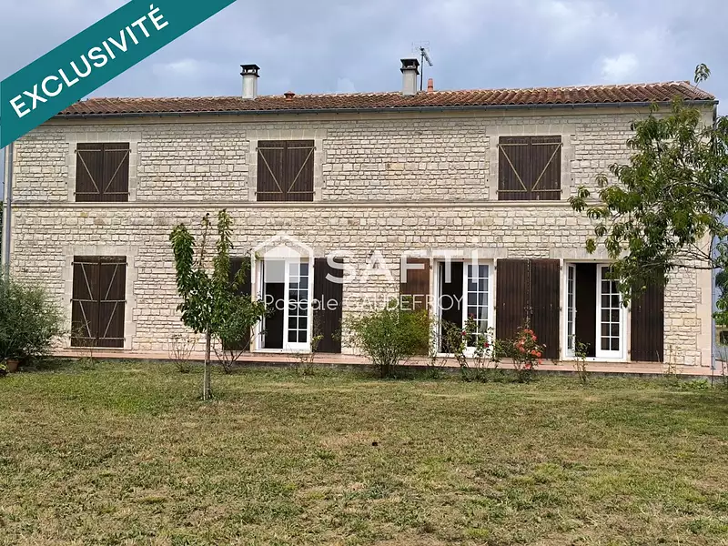 Maison, 223 m²
