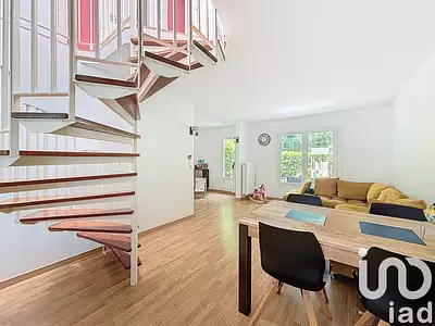 Maison, 83 m²