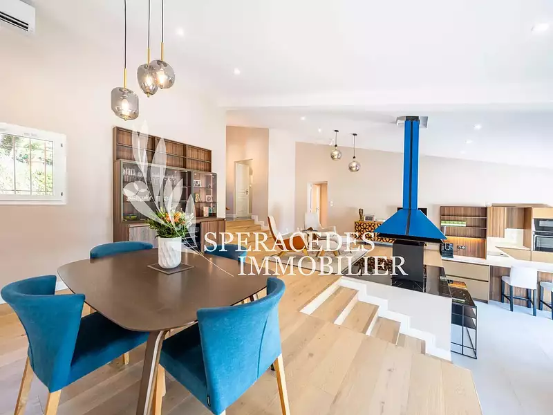 Maison, 180 m²
