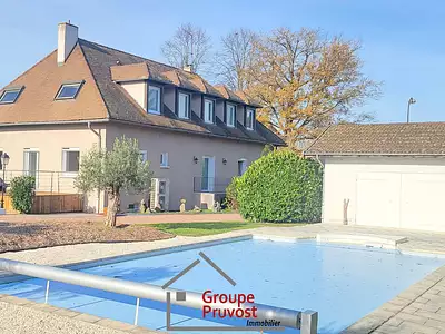 Maison, 297 m²
