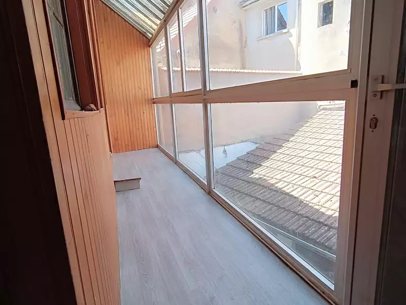 Immeuble, 331 m²