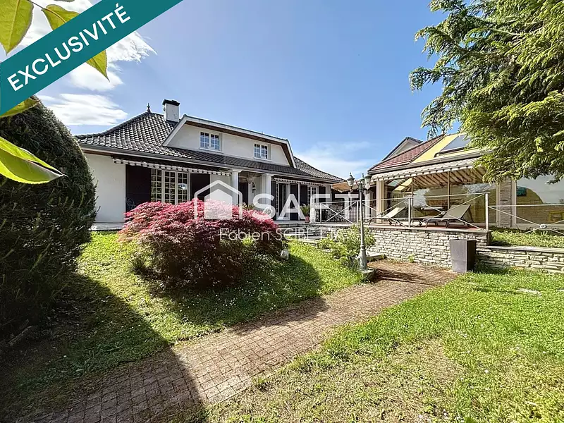 Maison, 200 m²