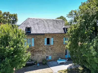 Maison, 275 m²
