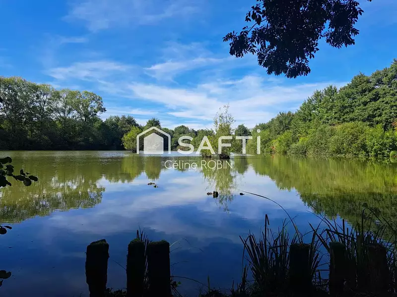 Terrain, 135 755 m²