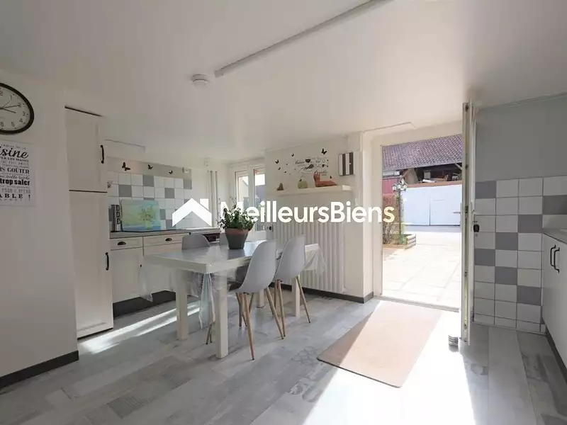 Maison, 186 m²