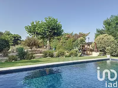Maison, 250 m²