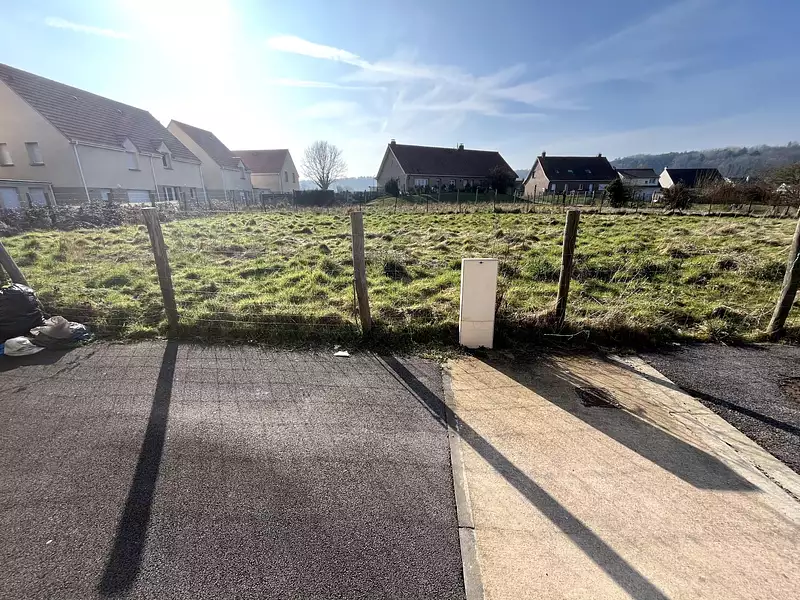 Terrain, 843 m²