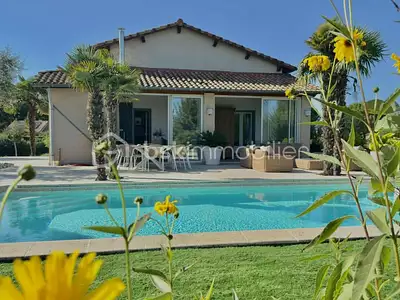 Maison, 165 m²