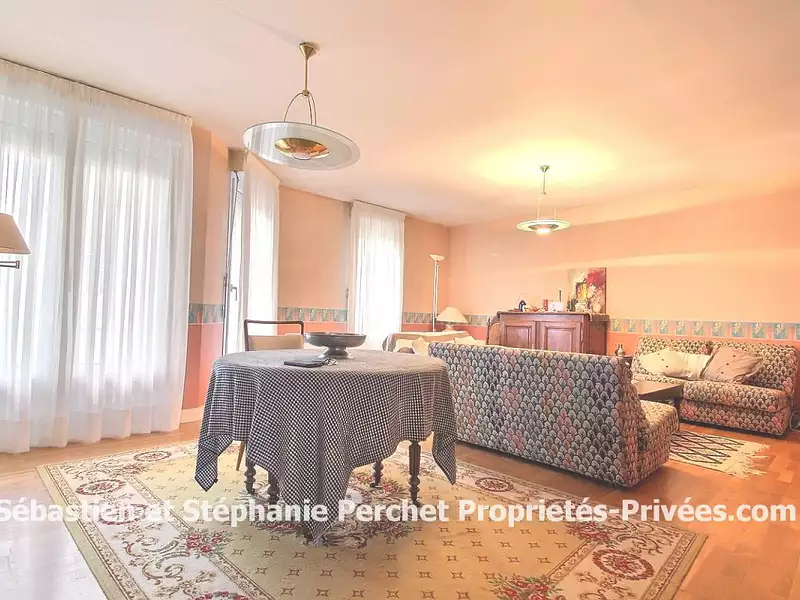 Maison, 213 m²