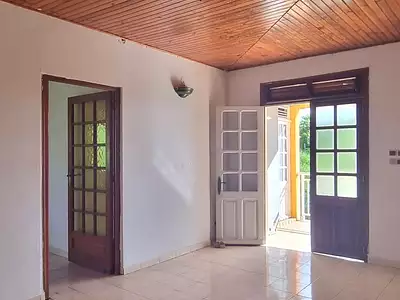 Maison, 250 m²