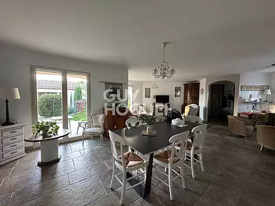 Maison, 190 m²