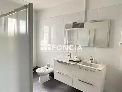 Maison, 231 m²
