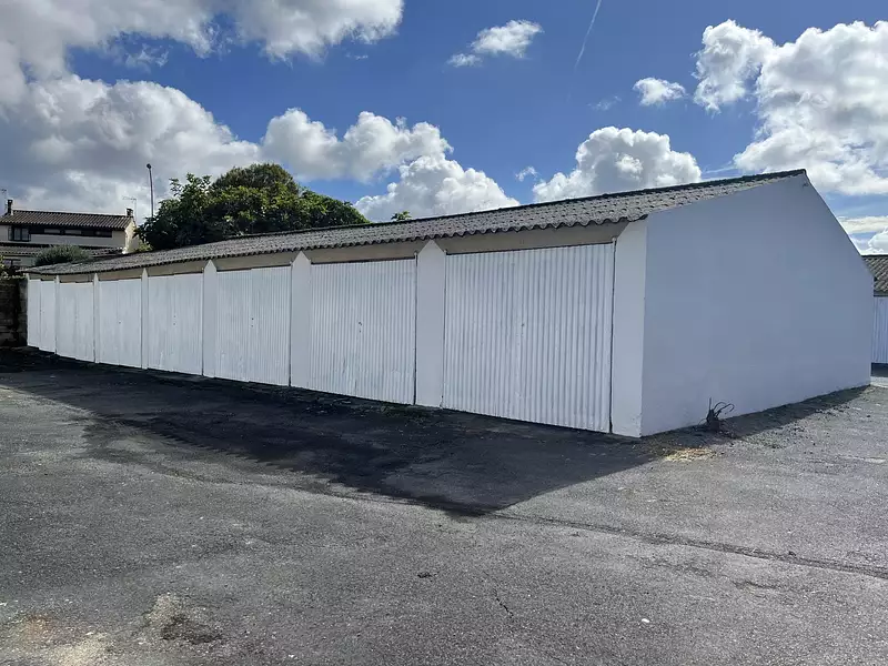 Parking, 14 m²
