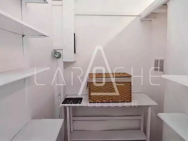 Maison, 221 m²