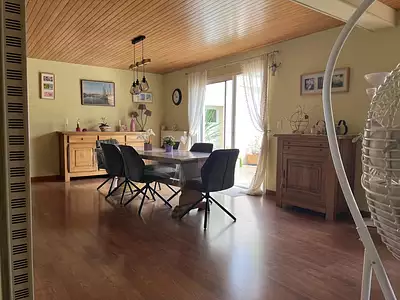 Maison, 163 m²