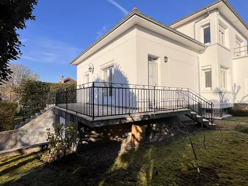 Maison, 163 m²