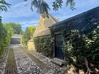 Maison, 250 m²