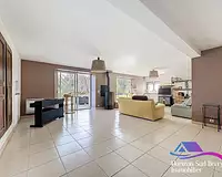 Maison, 210 m²