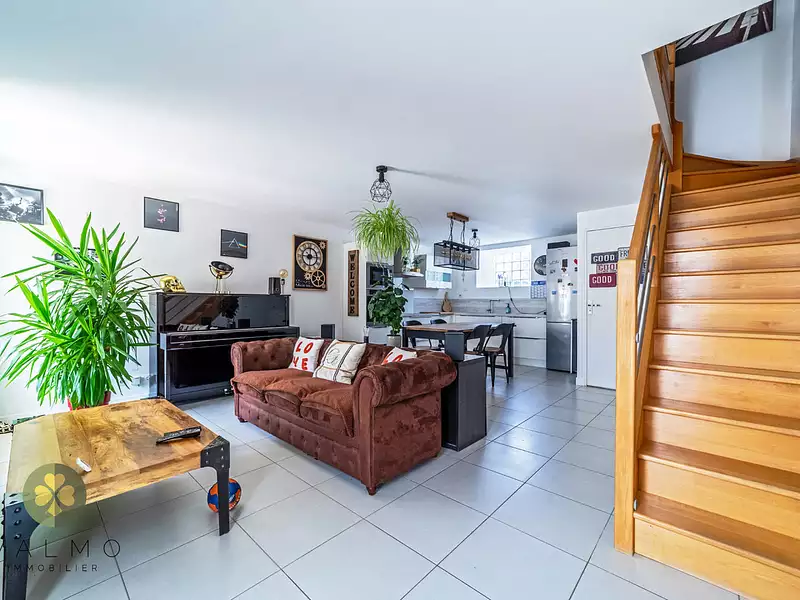 Maison, 99 m²
