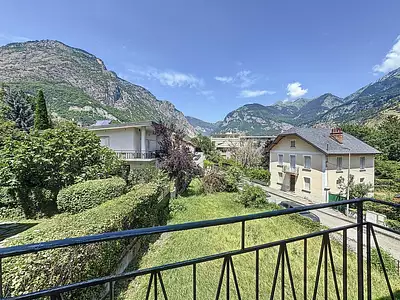 Maison, 245 m²
