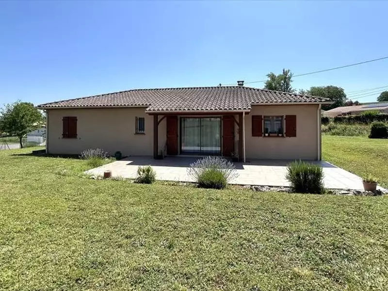 Maison, 96 m²