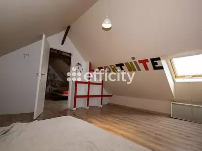 Maison, 167 m²