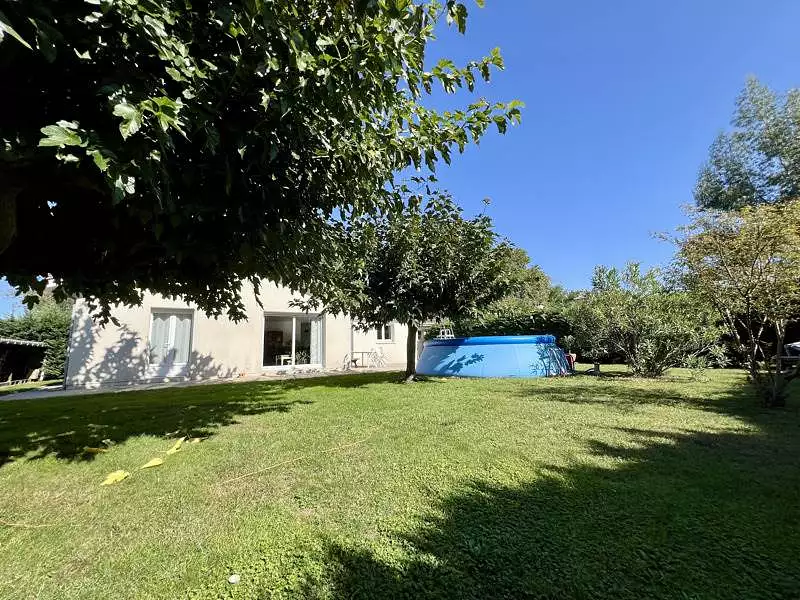 Maison, 128 m²