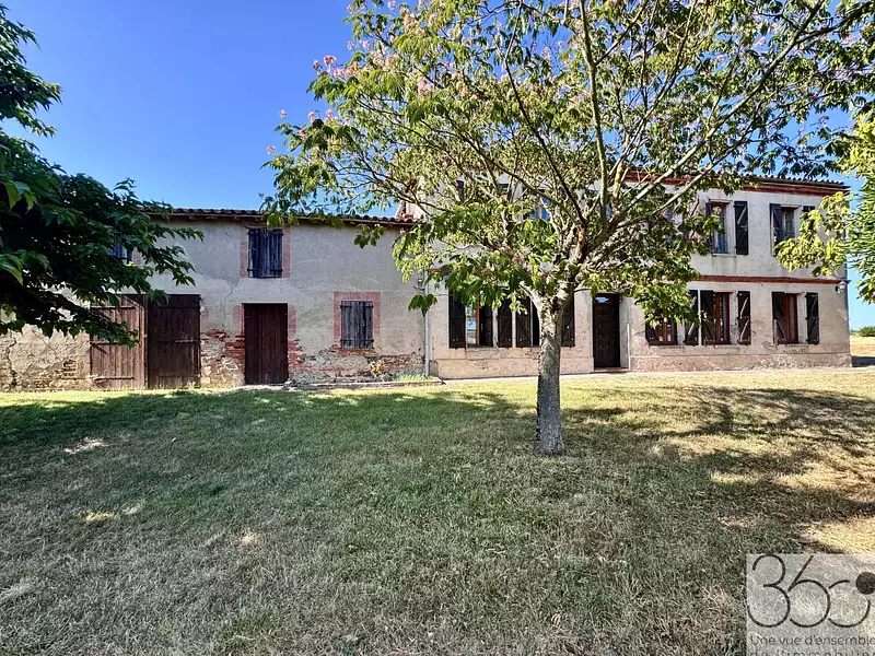 Maison, 195 m²