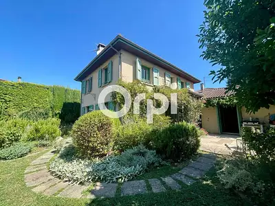 Maison, 137 m²