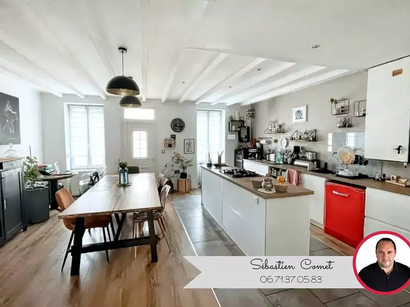 Maison, 114 m²
