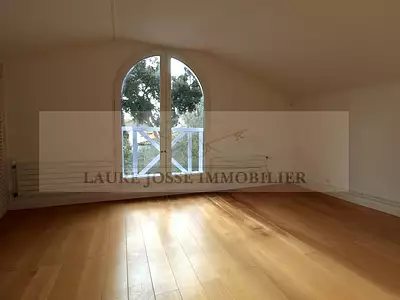 Maison, 163 m²