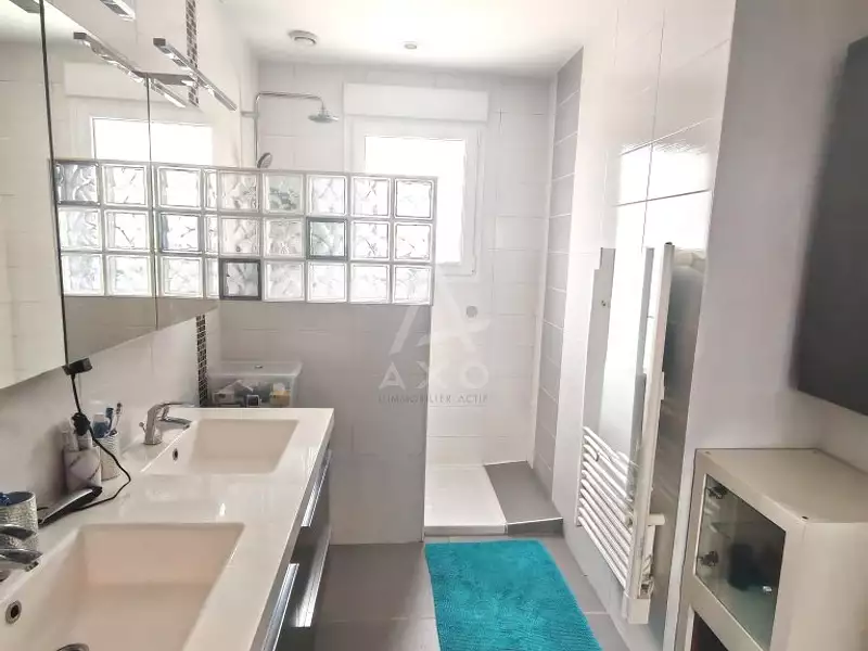 Maison, 152,5 m²