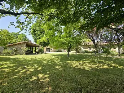 Maison, 221 m²