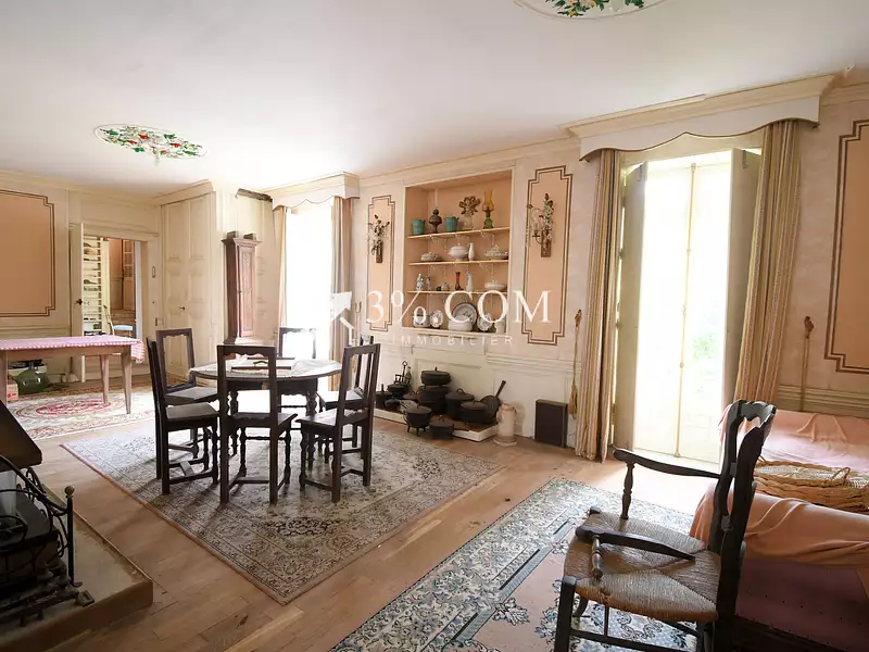 Maison, 264 m²