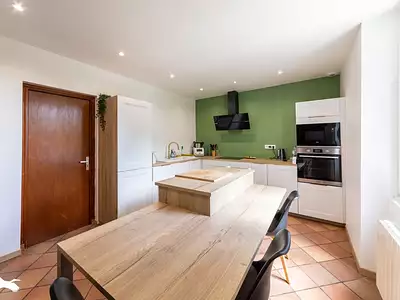 Maison, 176 m²