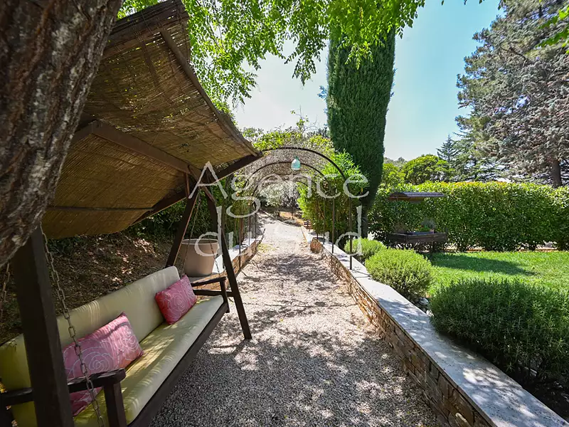 Maison, 162 m²