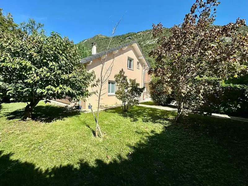 Maison, 156 m²