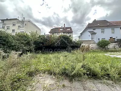 Terrain, 438 m²