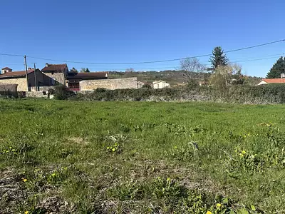 Terrain, 1 088 m²