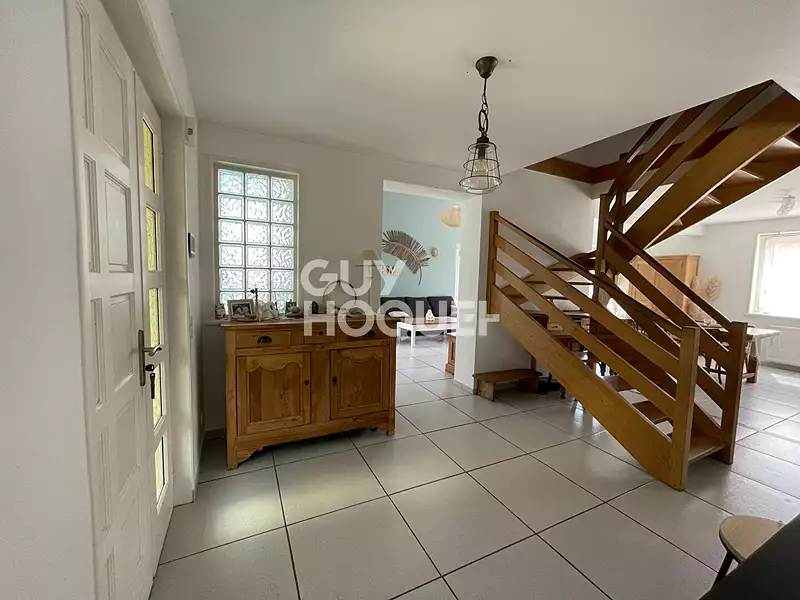 Maison, 157 m²